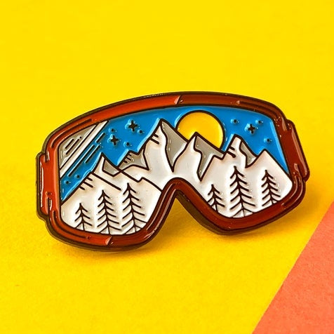 Ski Goggles Pin